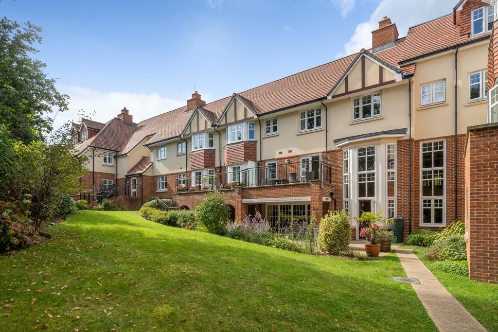 Property photo 1 of 16 Garden