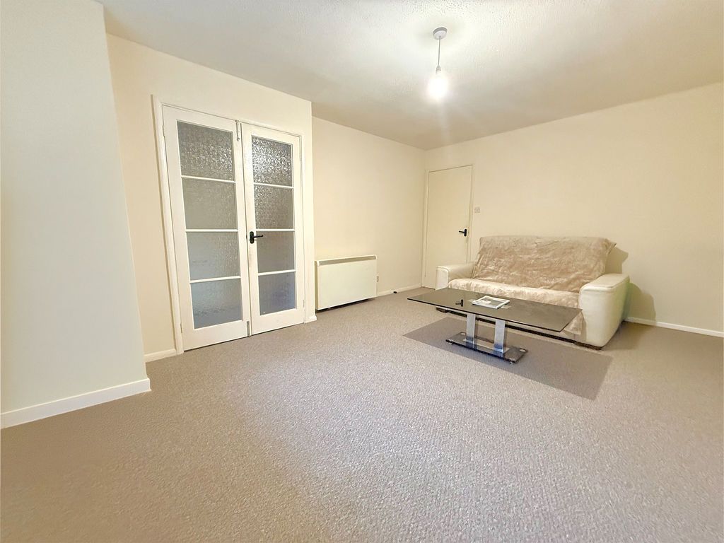 Property photo 3 of 13 Living Room