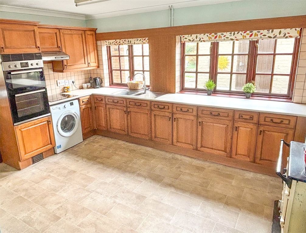 Property photo 3 of 15 Picture No. 83