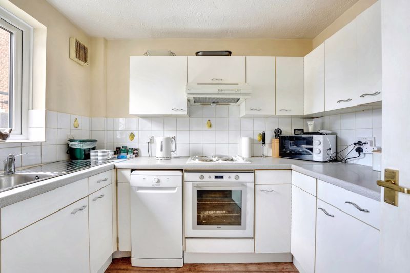 Property photo 2 of 17 Photo 1