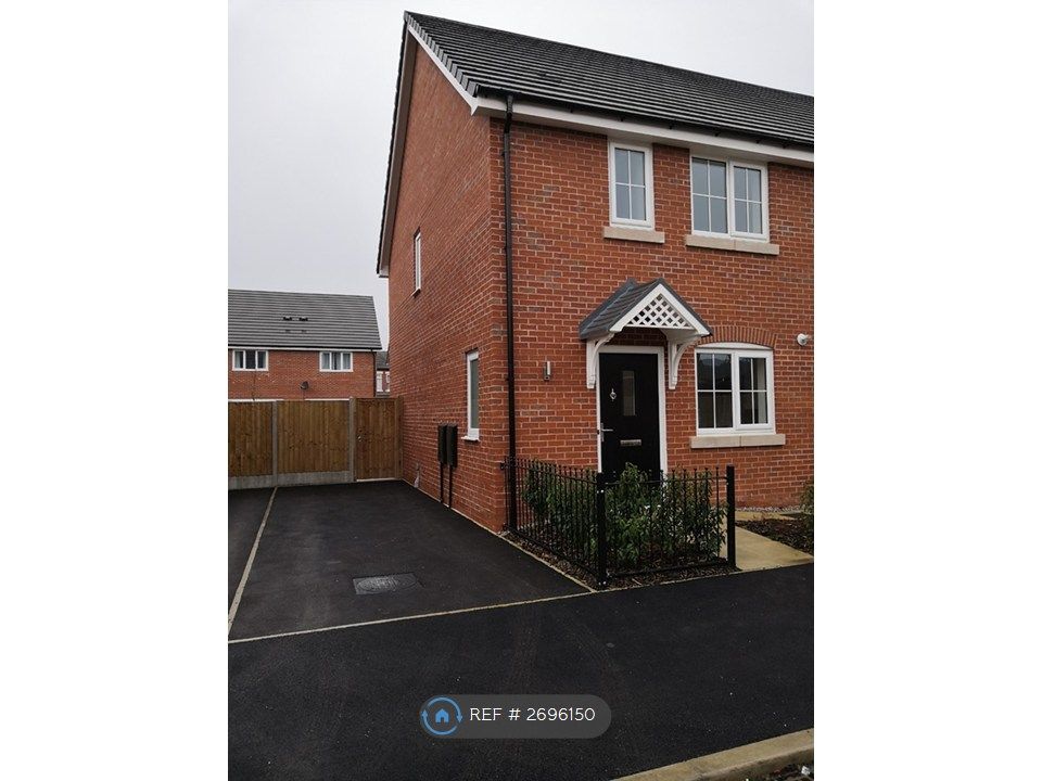 Property photo 2 of 10 Front