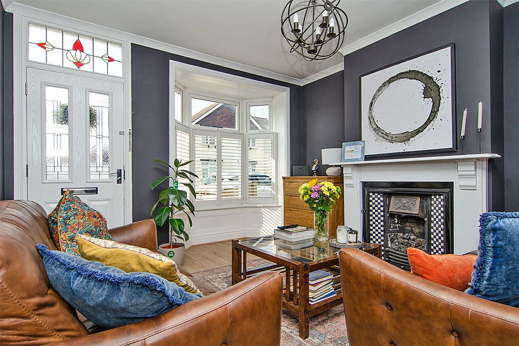 Property photo 3 of 18 Photo 1