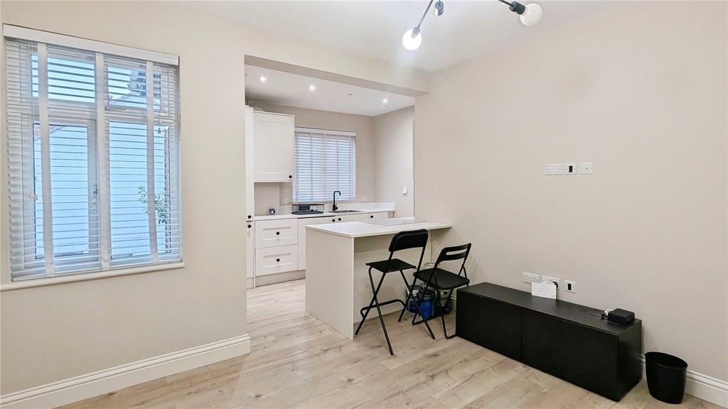 Property photo 3 of 11 Reception Room