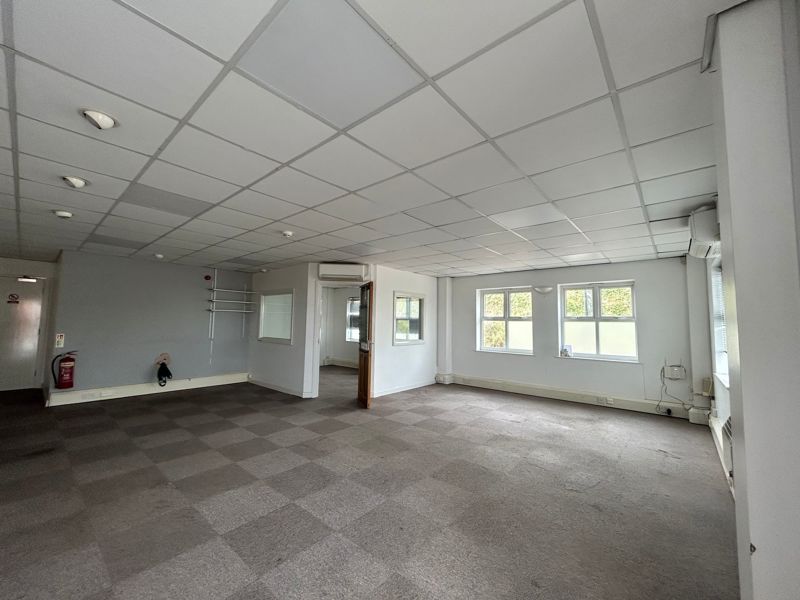 Property photo 2 of 6 Photo 3