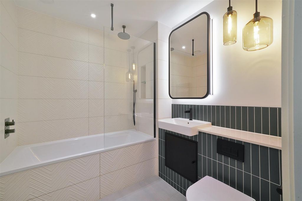 Property photo 2 of 15 Flat 51, Viola House - O2U8Mqz9Y4Fvpq6Yxub2.Jpg