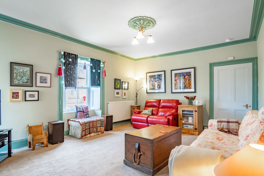 Property photo 2 of 49