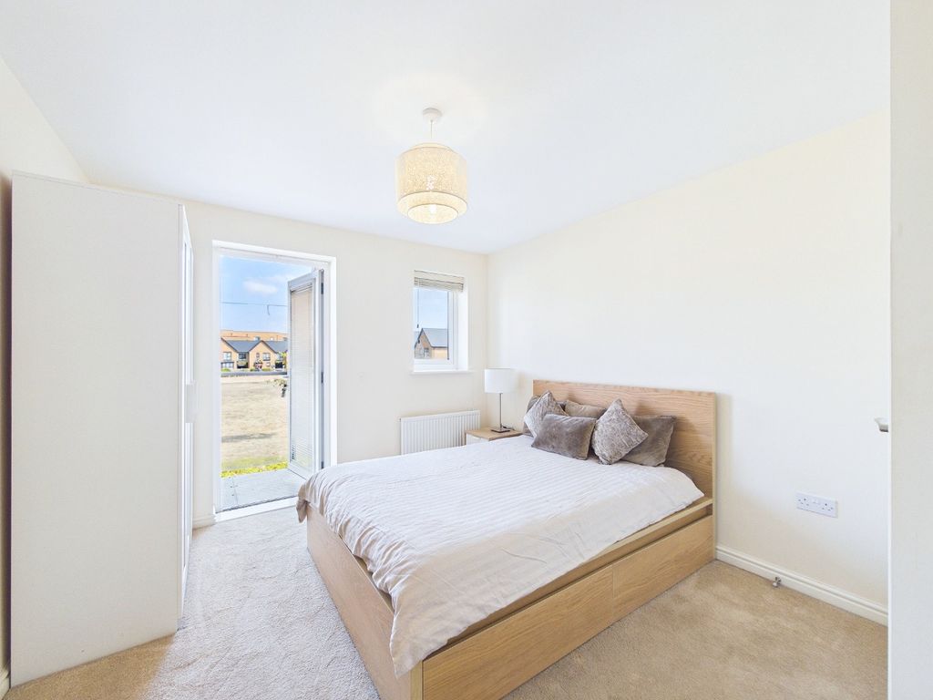 Property photo 2 of 17 5372264