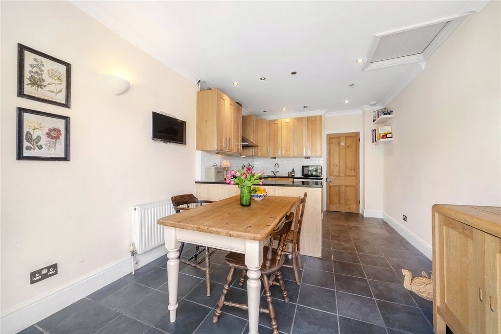 Property photo 3 of 14 Kitchen/Diner