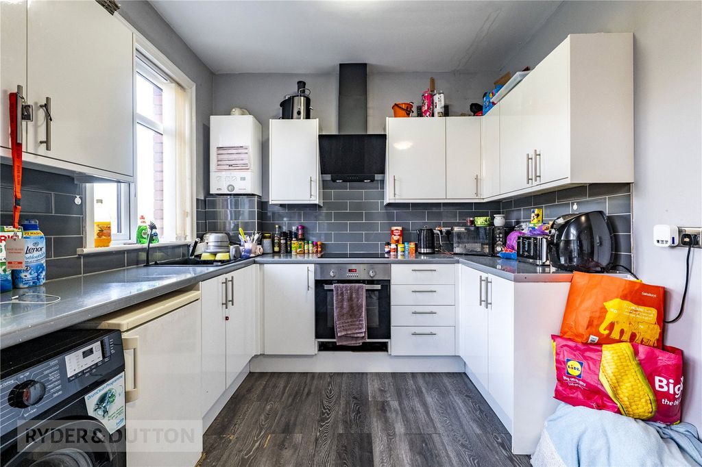 Property photo 3 of 20 Kitchen Diner