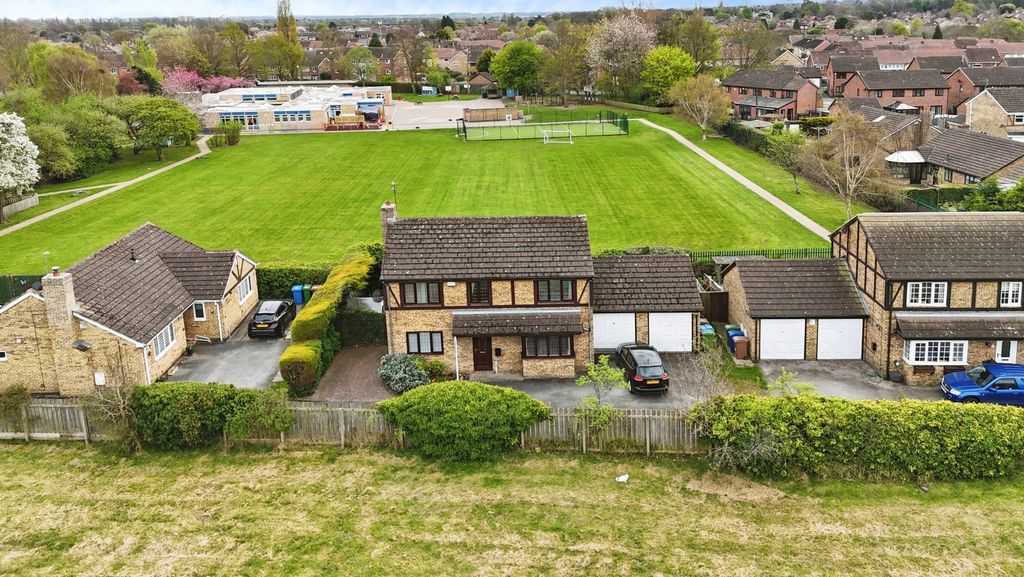 Property photo 1 of 14 4036222