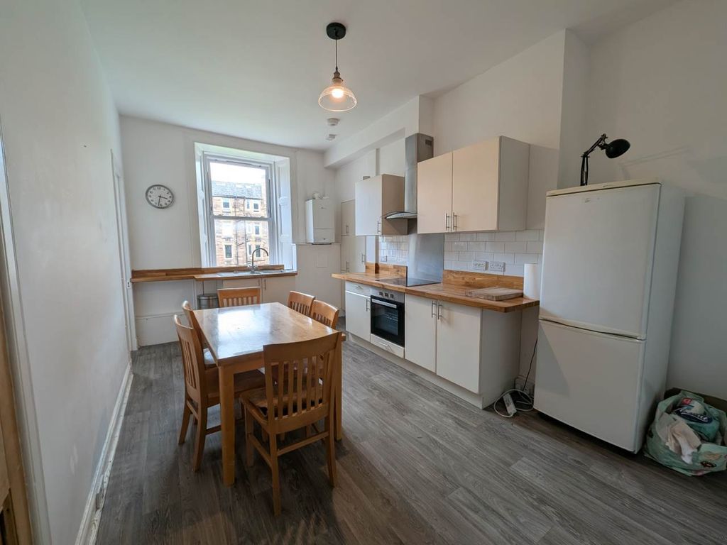 Property photo 2 of 14 Pxl_20250606_111611389