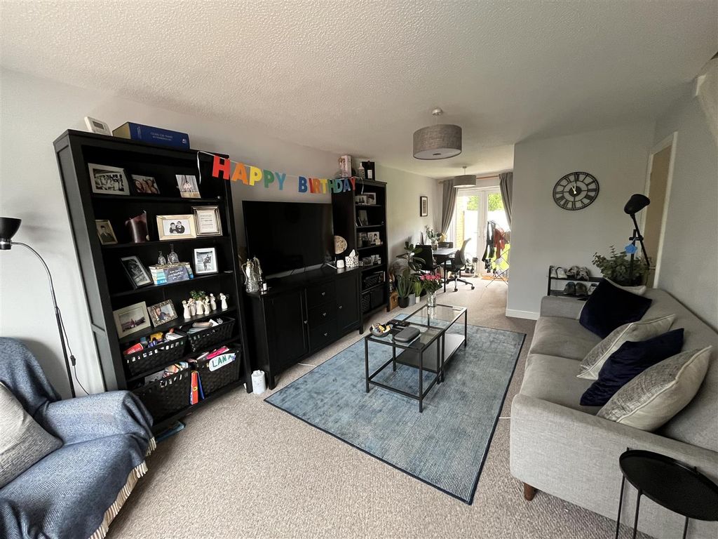 Property photo 3 of 8