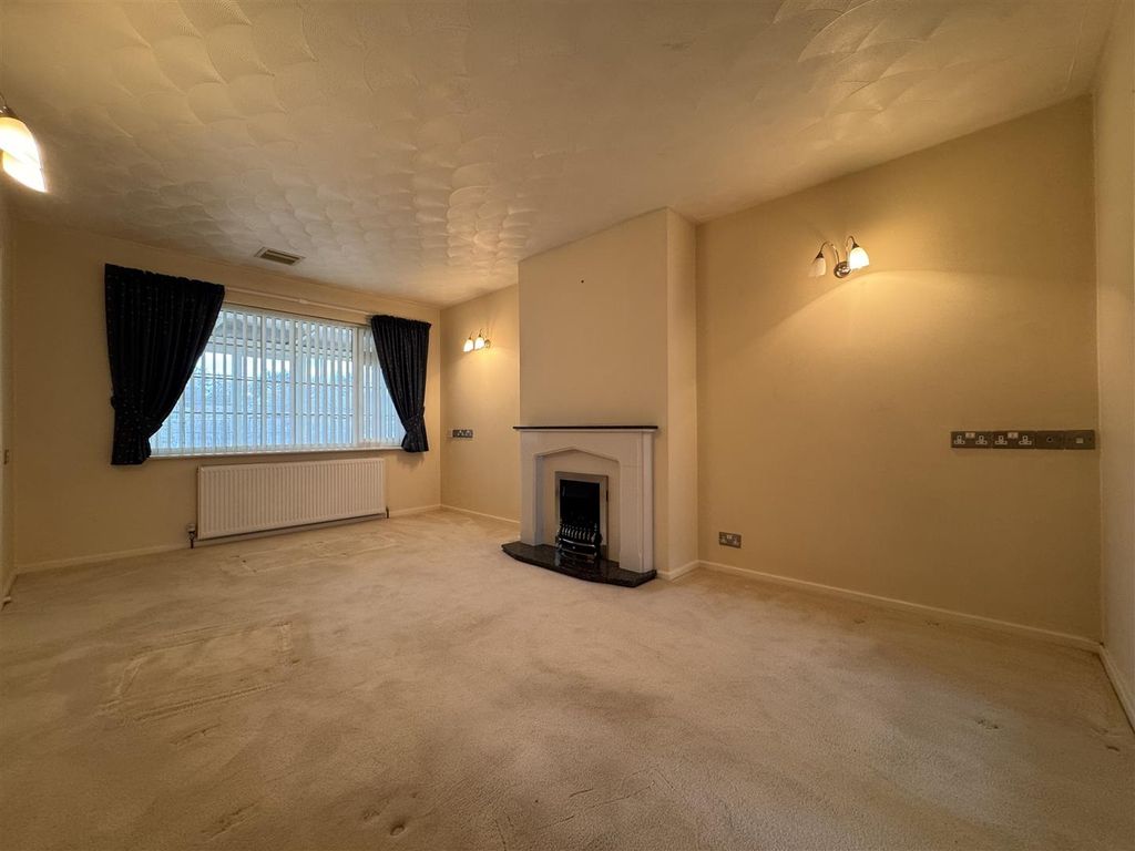 Property photo 3 of 22 Photo 03-11-2025, 14 21 25 (1).Jpg