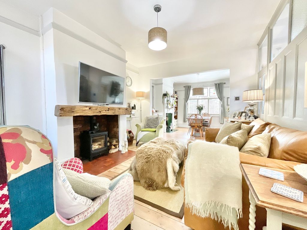 Property photo 2 of 36