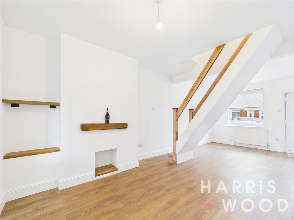 Property photo 3 of 17 Picture No. 11