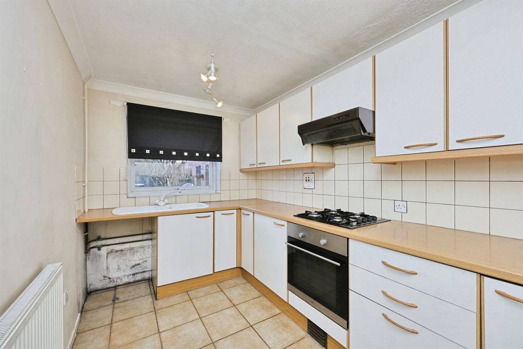 Property photo 2 of 17