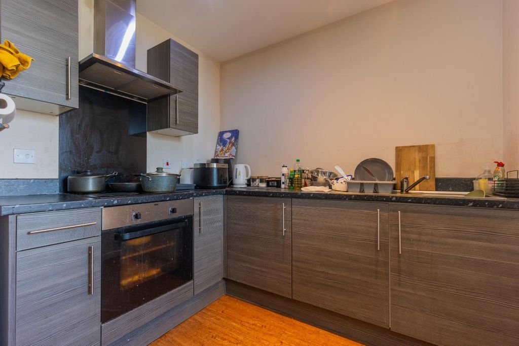 Property photo 3 of 10 Image 2