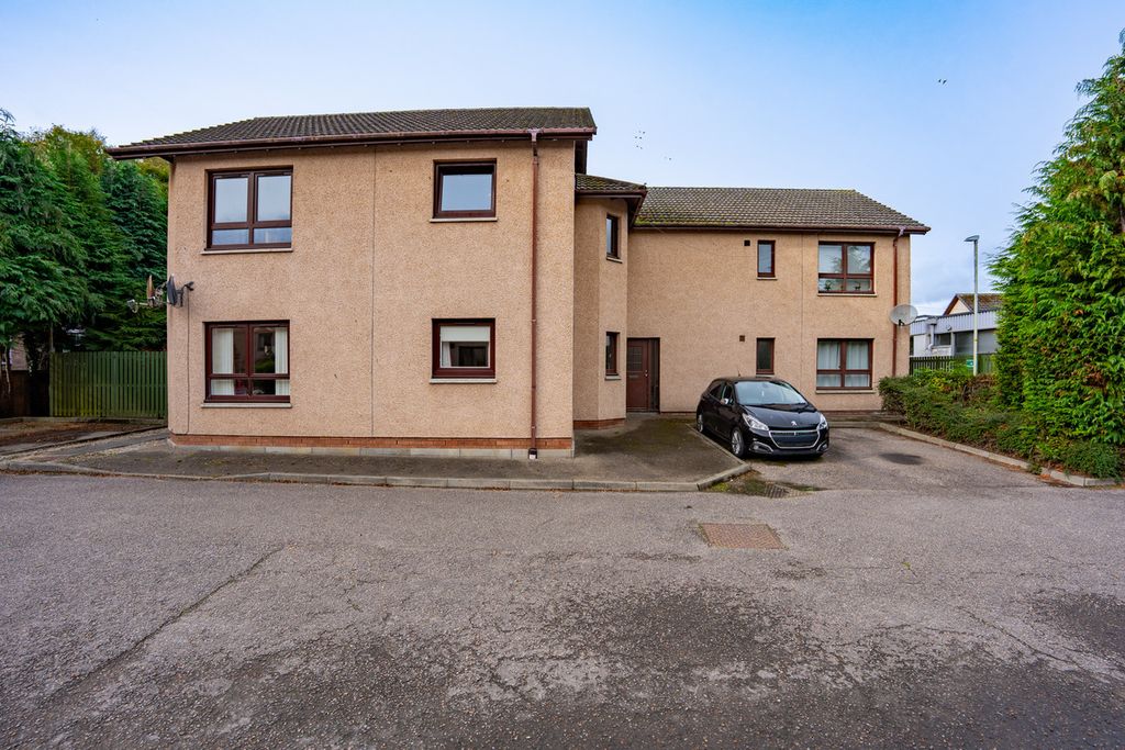 Property photo 1 of 29