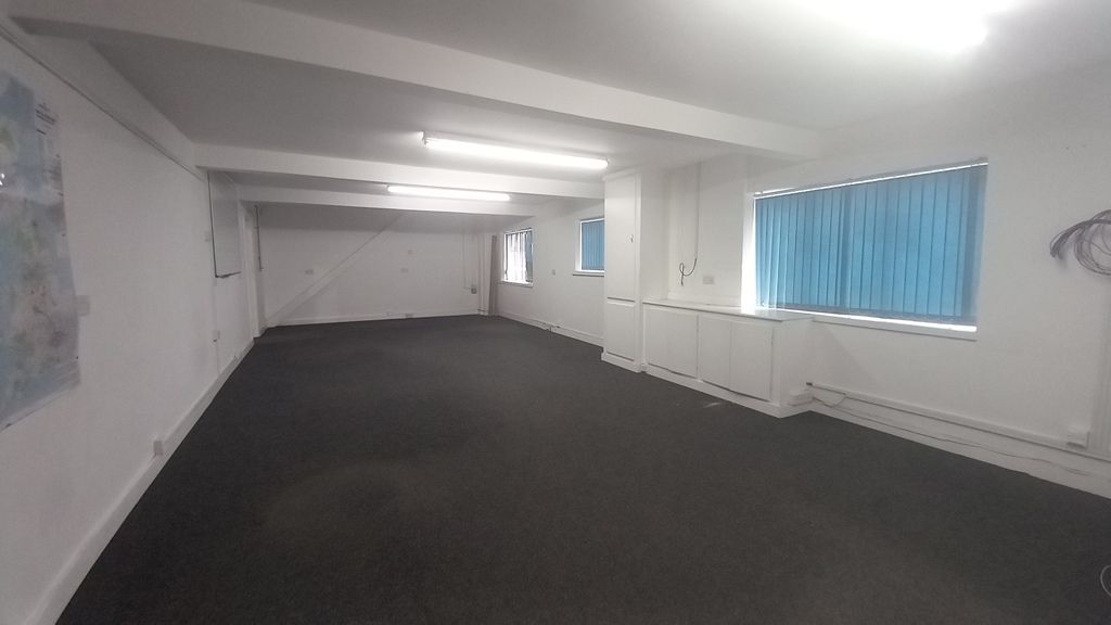 Property photo 3 of 5 Photo 3