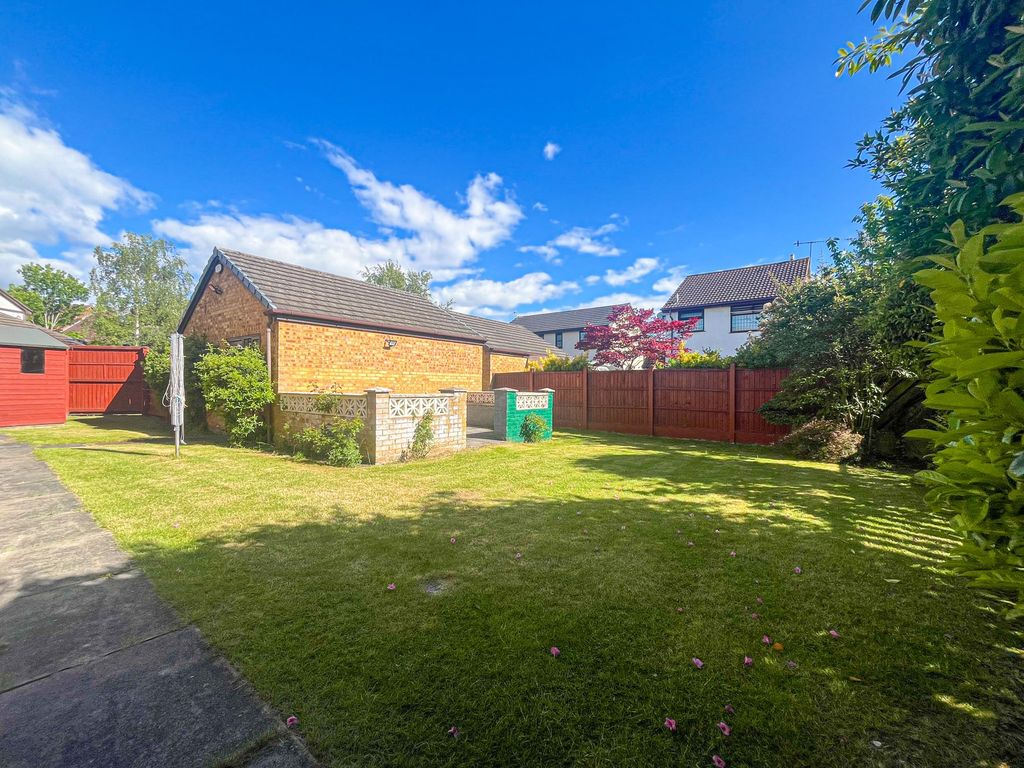 Property photo 3 of 17