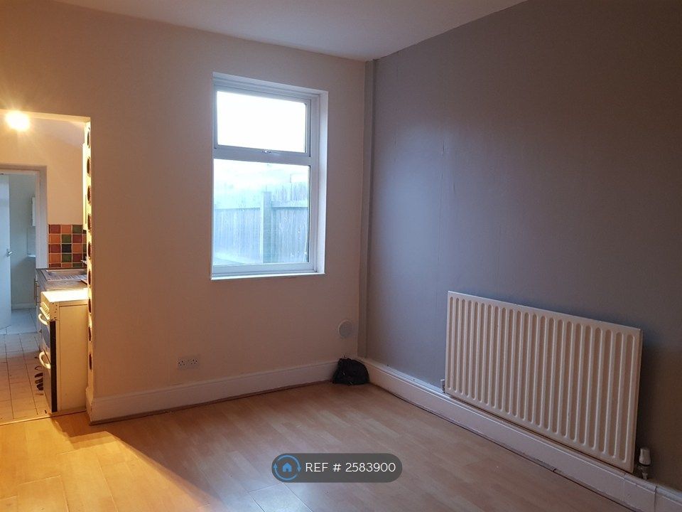 Property photo 3 of 24