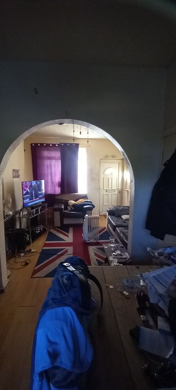 Property photo 2 of 5