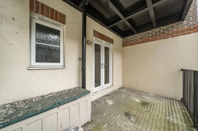 Property photo 3 of 17 External