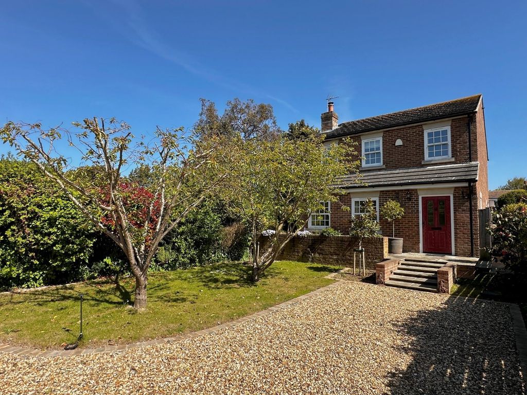 Property photo 1 of 16 Picture No. 14