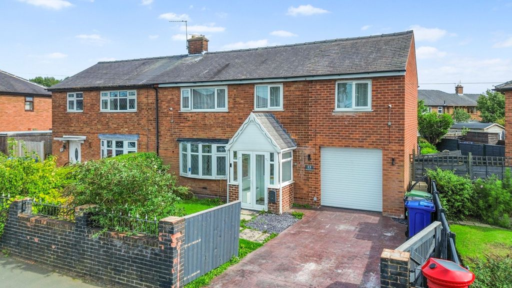 Property photo 1 of 37
