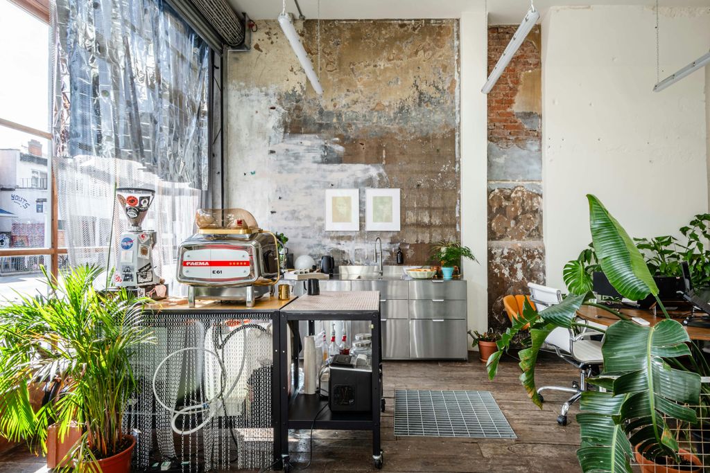 Property photo 2 of 16 Hackney Rd 493495 New  Low Res 2.Jpg