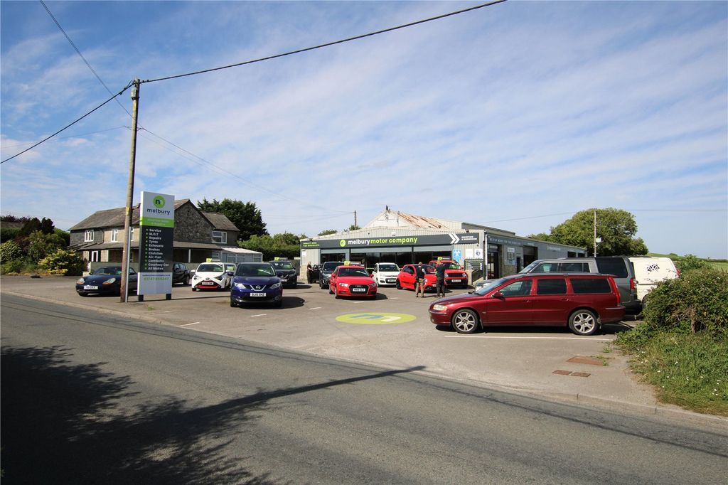 Property photo 3 of 31 Picture No. 03