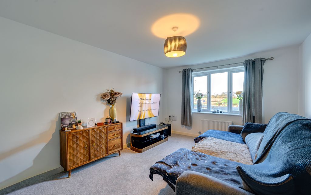 Property photo 3 of 23 Dsc_4555