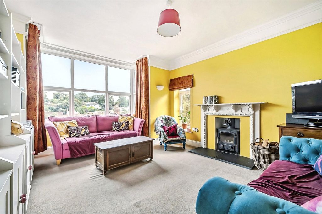 Property photo 2 of 21 Picture No. 36