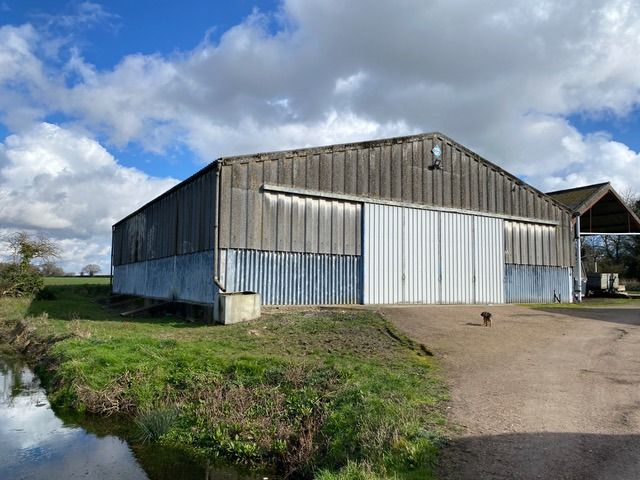 Property photo 1 of 18 Photo 7