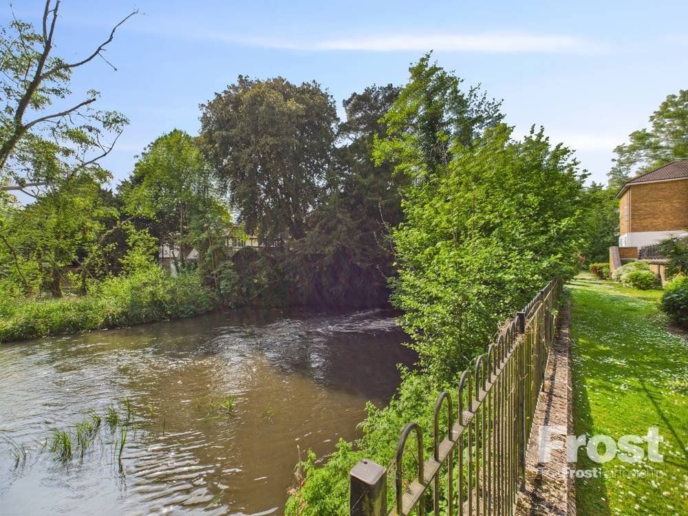 Property photo 2 of 11 Picture No. 09