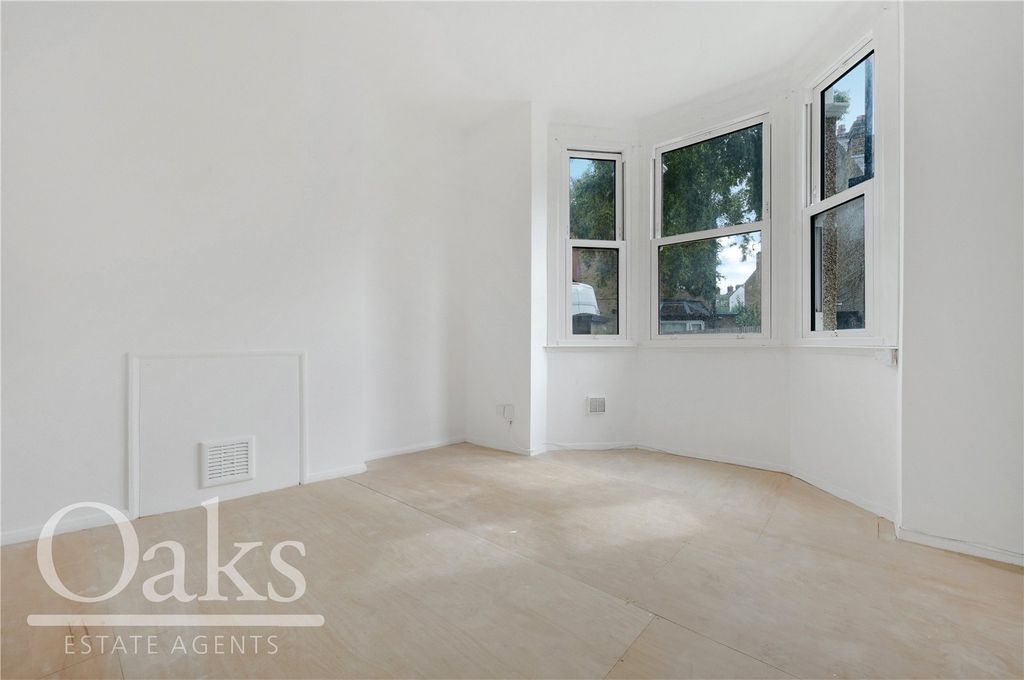 Property photo 3 of 9 Picture No. 02