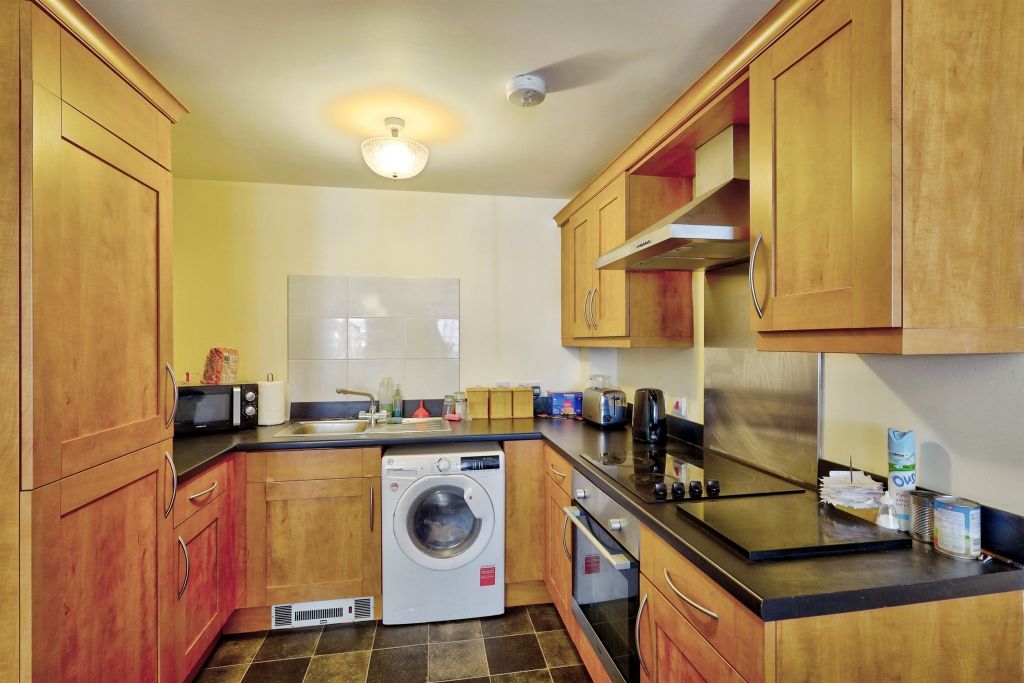 Property photo 3 of 14