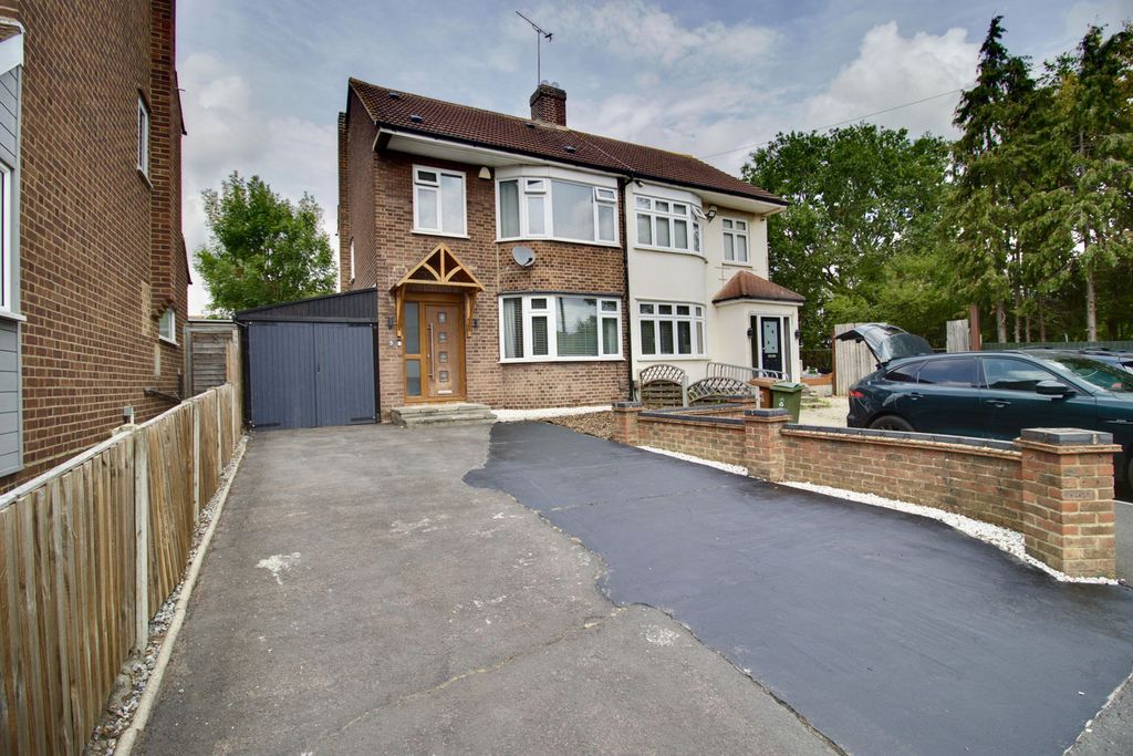Property photo 1 of 27