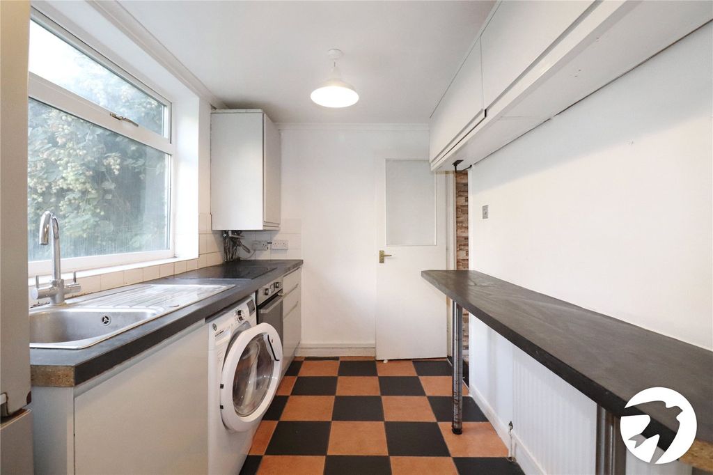 Property photo 3 of 14 Picture No. 10