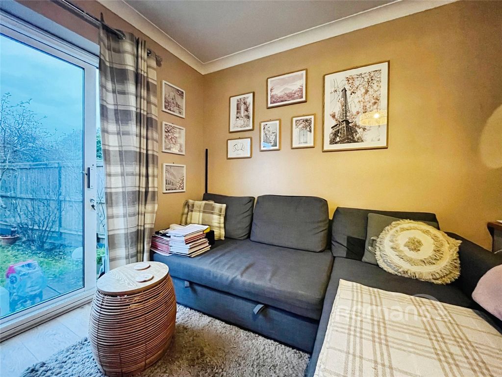 Property photo 3 of 11 Picture No. 08