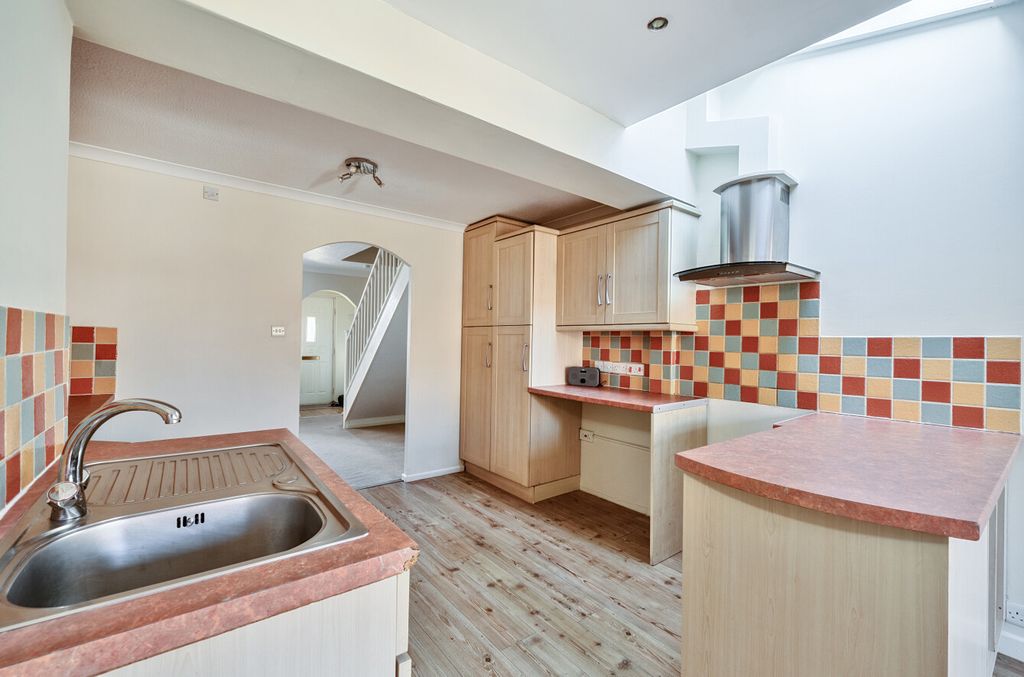 Property photo 2 of 17 1291184-16-68279c...