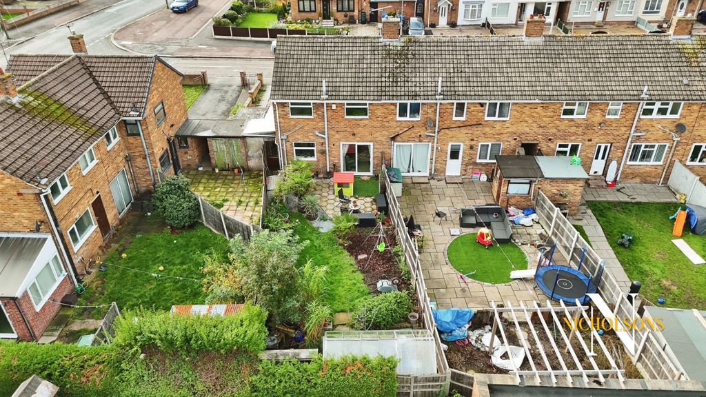 Property photo 2 of 14 4558284