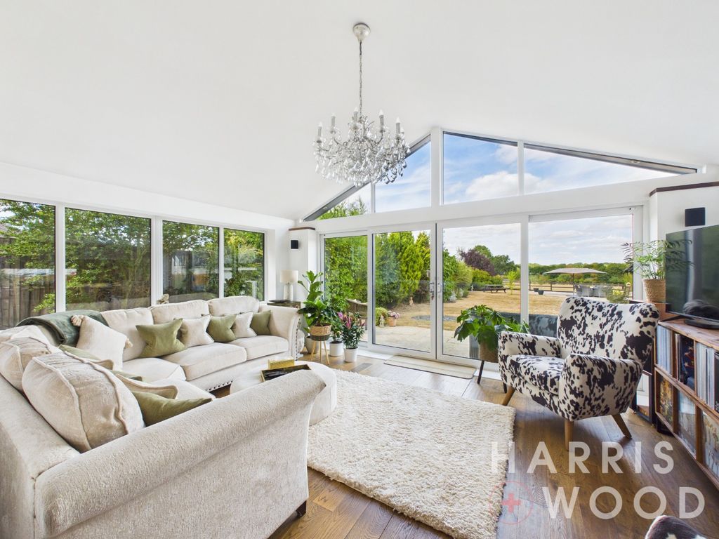 Property photo 2 of 45 5381321