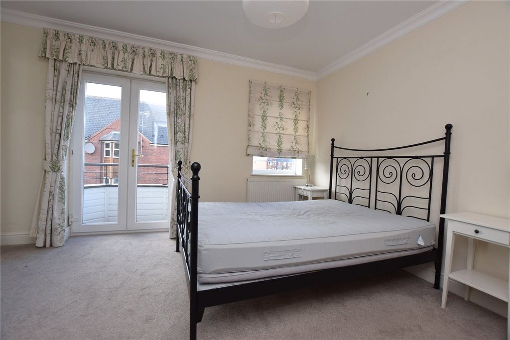 Property photo 3 of 7 Picture No. 26