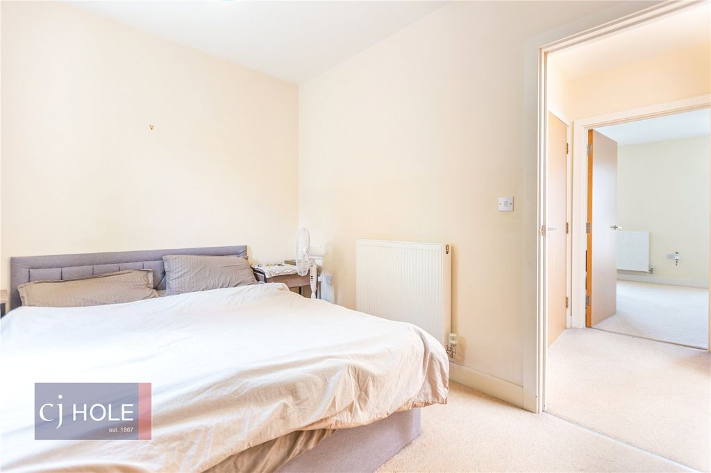 Property photo 2 of 20 Picture No. 42