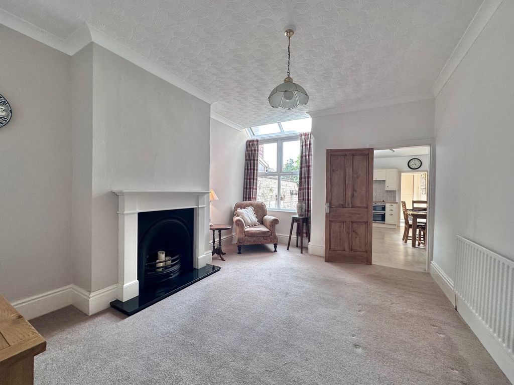 Property photo 2 of 33 Living Dining Room.3