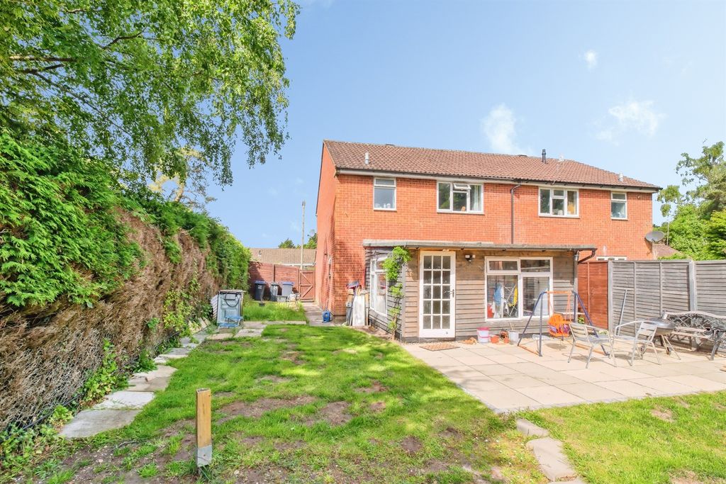 Property photo 2 of 12