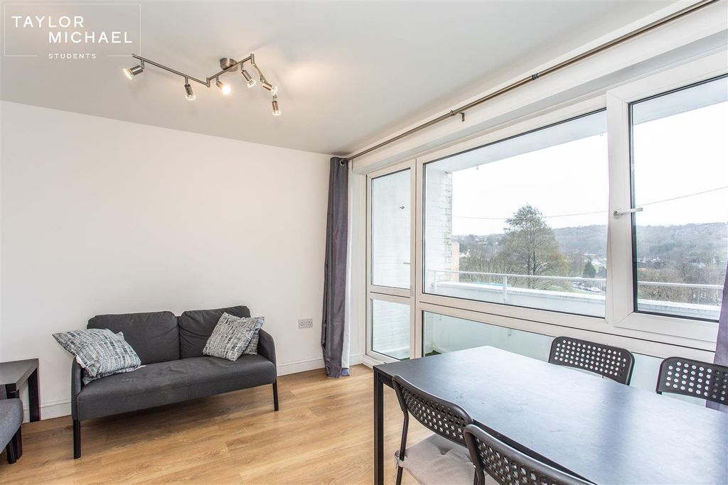 Property photo 2 of 15 Living Room