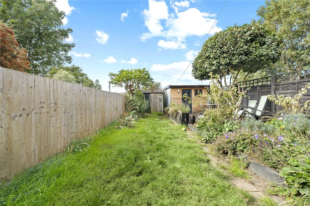 Property photo 2 of 14 Picture No. 10