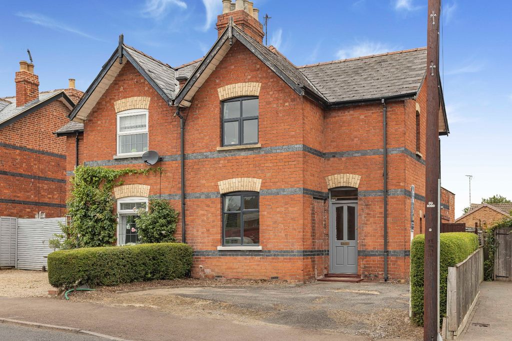 Property photo 1 of 14 Picture No. 04